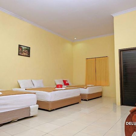 Zen Rooms B Walk Batu Malang Bagian luar foto