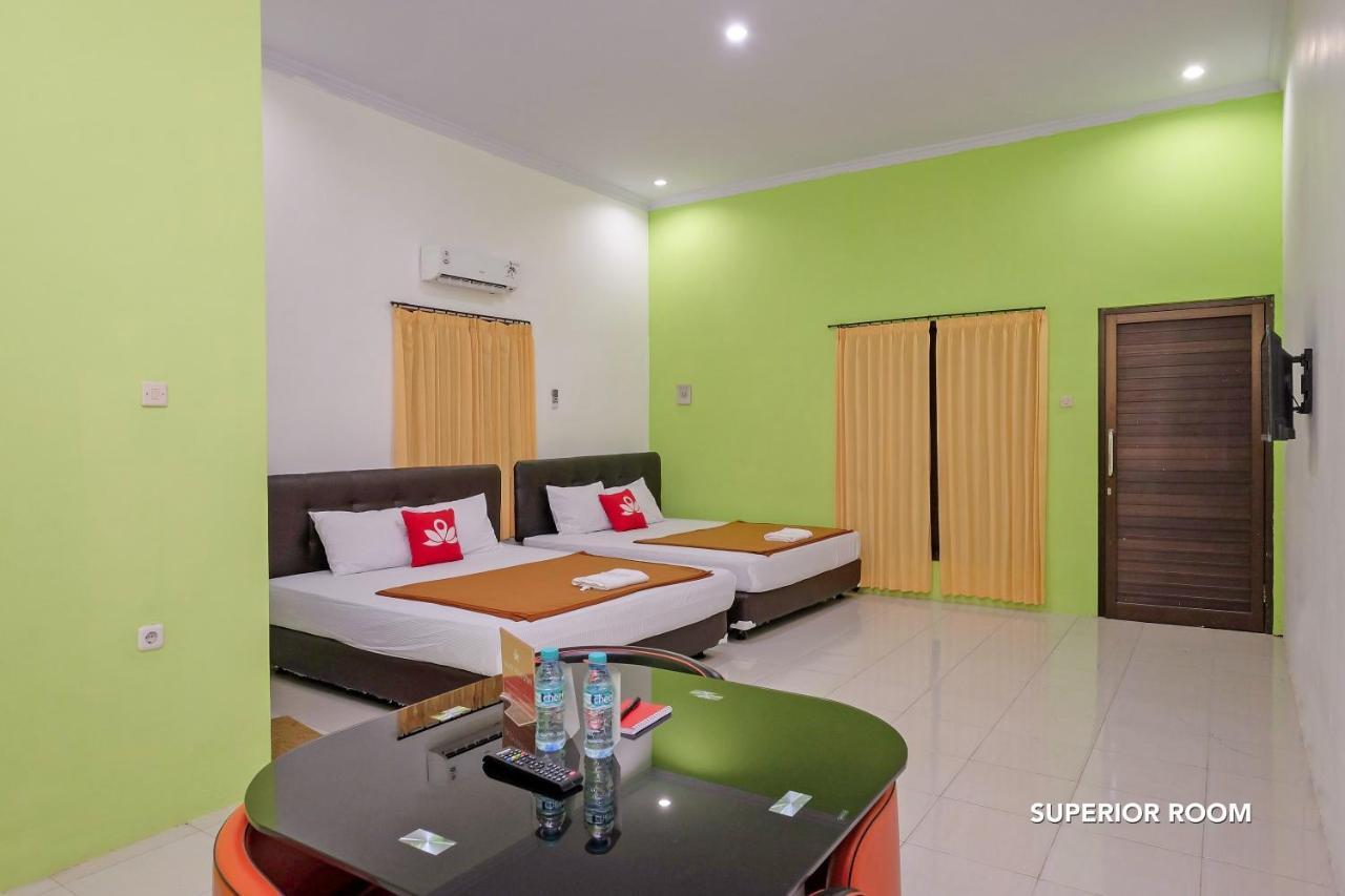 Zen Rooms B Walk Batu Malang Bagian luar foto