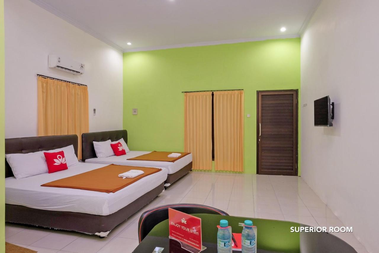 Zen Rooms B Walk Batu Malang Bagian luar foto