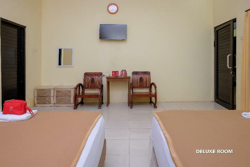 Zen Rooms B Walk Batu Malang Bagian luar foto