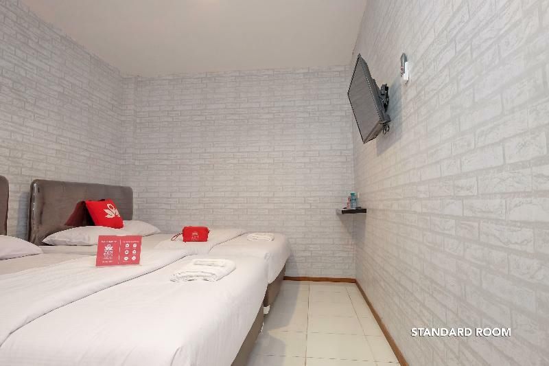 Zen Rooms B Walk Batu Malang Bagian luar foto